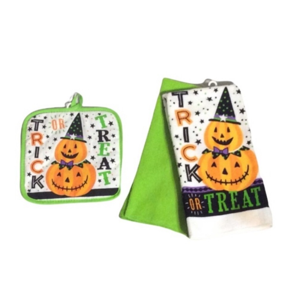 UNBRANDED Holiday HALLOWEEN Smiling PUMPKIN Trick Or Treat KITCHEN Towel Set